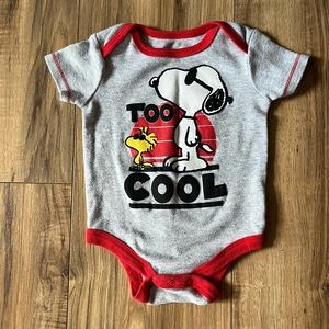 0-3 Months Snoopy Bodysuit